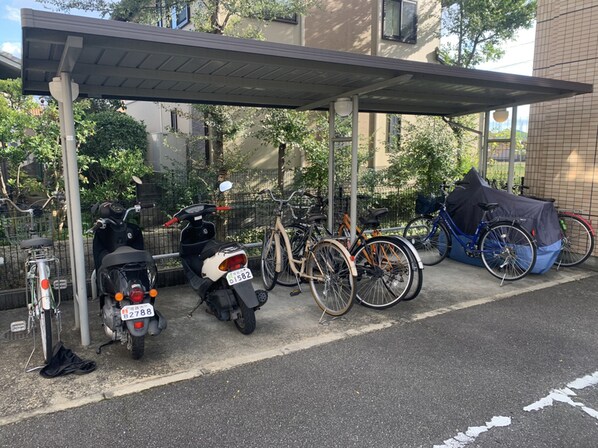 フルハウスA棟の物件内観写真